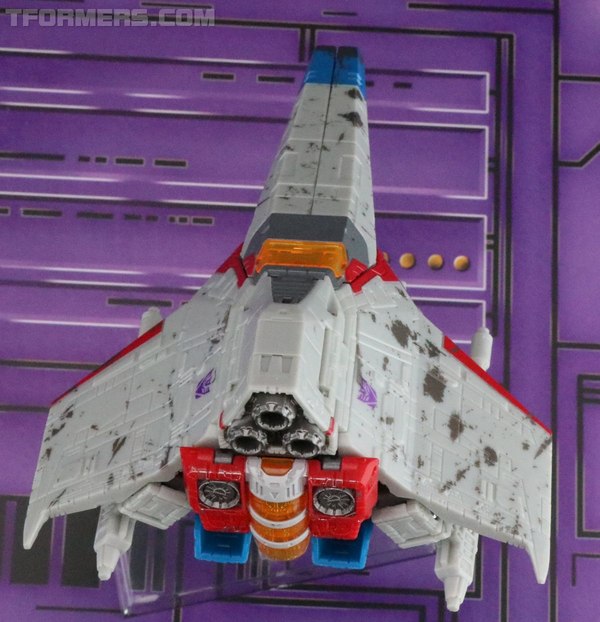 Review Siege War For Cybertron Trilogy Starscream Voyager  (47 of 52)